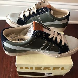 DIESEL D-STRING LOW SNEAKERS OLIVE NIGHT/PUMICE